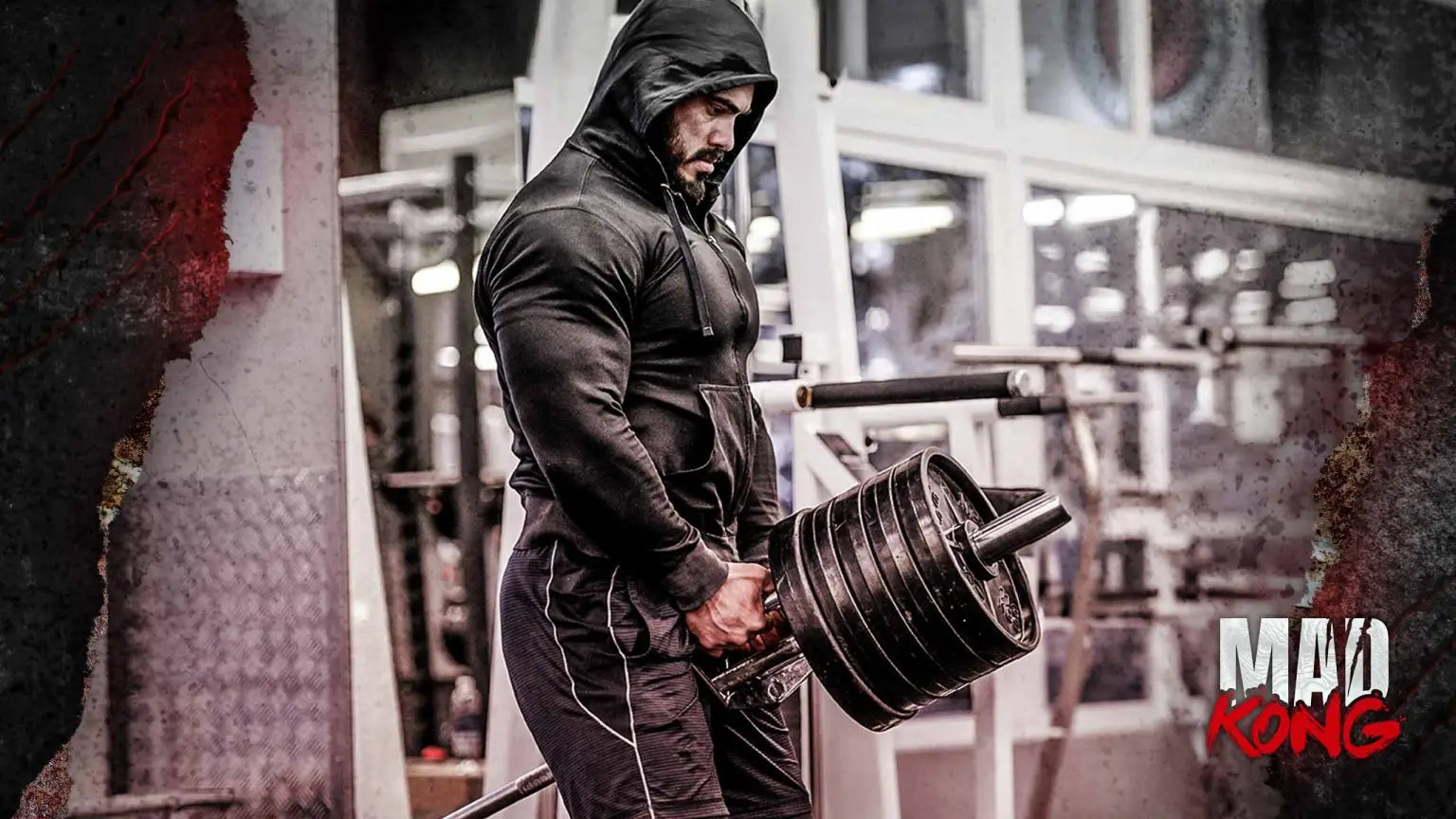 Training with Mad Kong pre-workout – barbell rowing